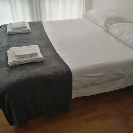 Vista Duomo - Bymyhomeincomo Apartment *